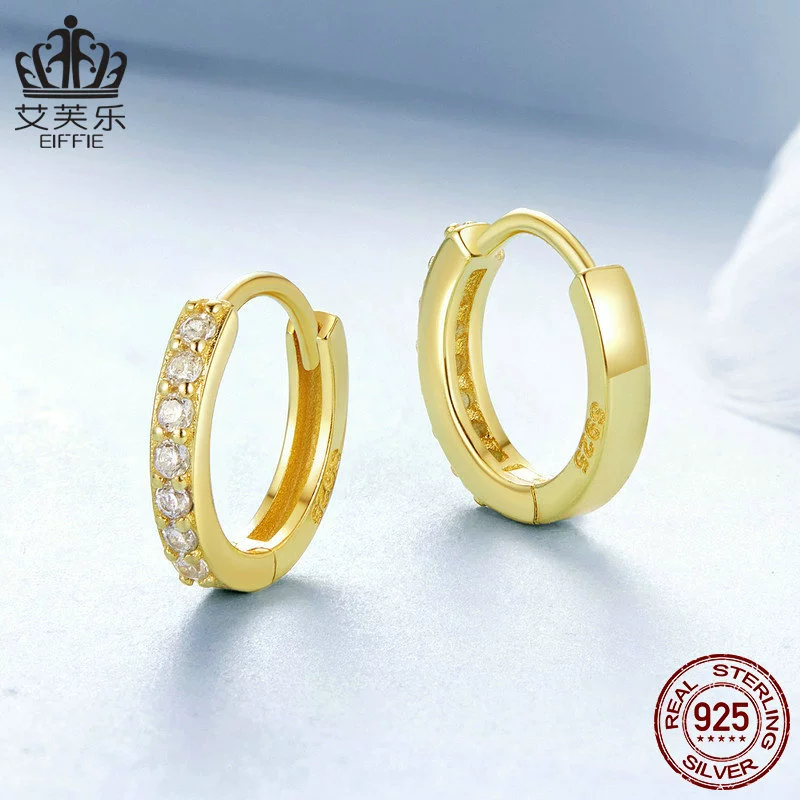 艾芙乐 Universal earrings, platinum fashionable accessory, simple and elegant design, 925 sample silver