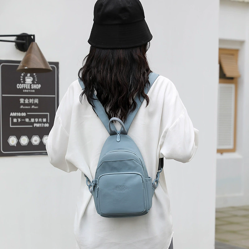 Colorful Fox Universal nylon one-shoulder bag for leisure, backpack