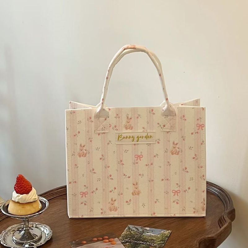 原创少女心醉花小兔礼品袋收纳袋毛毡包高颜值手提袋大号手拎袋|undefined