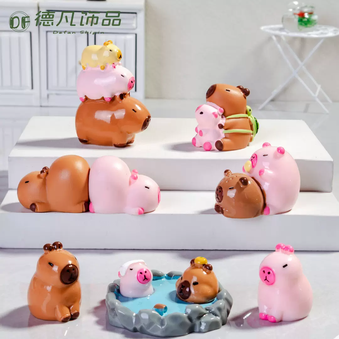 水豚卡皮巴拉公仔车载家居小摆件桌面树脂工艺可爱猪猪装饰品批发