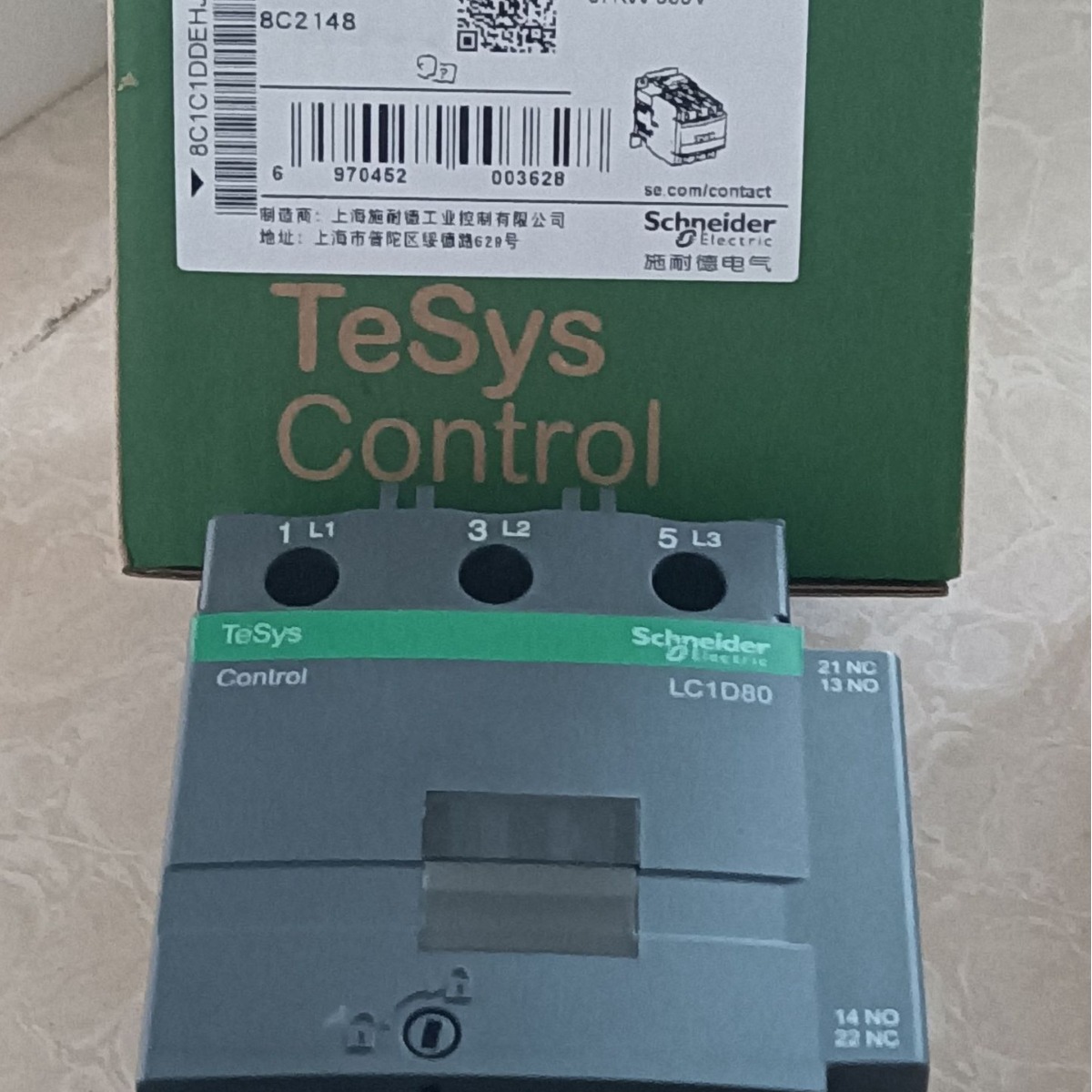 热销现货供应全新交流接触器LC1-D8011