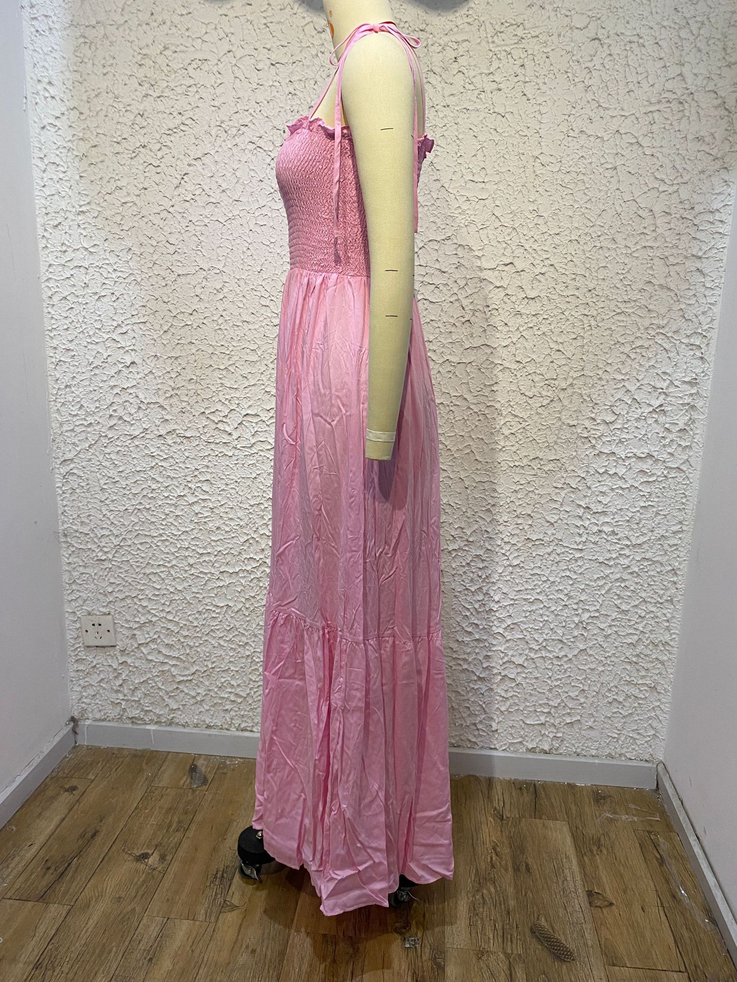 Venta Al Por Mayor Mujeres Vacaciones Color Sólido Fiesta Fiesta Correa Sin Cuello Sin Mangas Vestidos Oscilante display picture 31