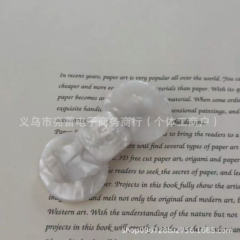 2025徐璐字母款醋酸蝴蝶结鸭嘴发夹刘海边夹可爱少女时髦碎发整理|undefined