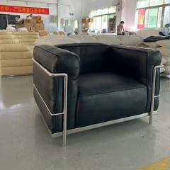 LC3 レザーソファ Cassina コルビジェ センチュリースタイル デザイナー リビングルーム バウハウス イタリア ミニマリスト ソファ