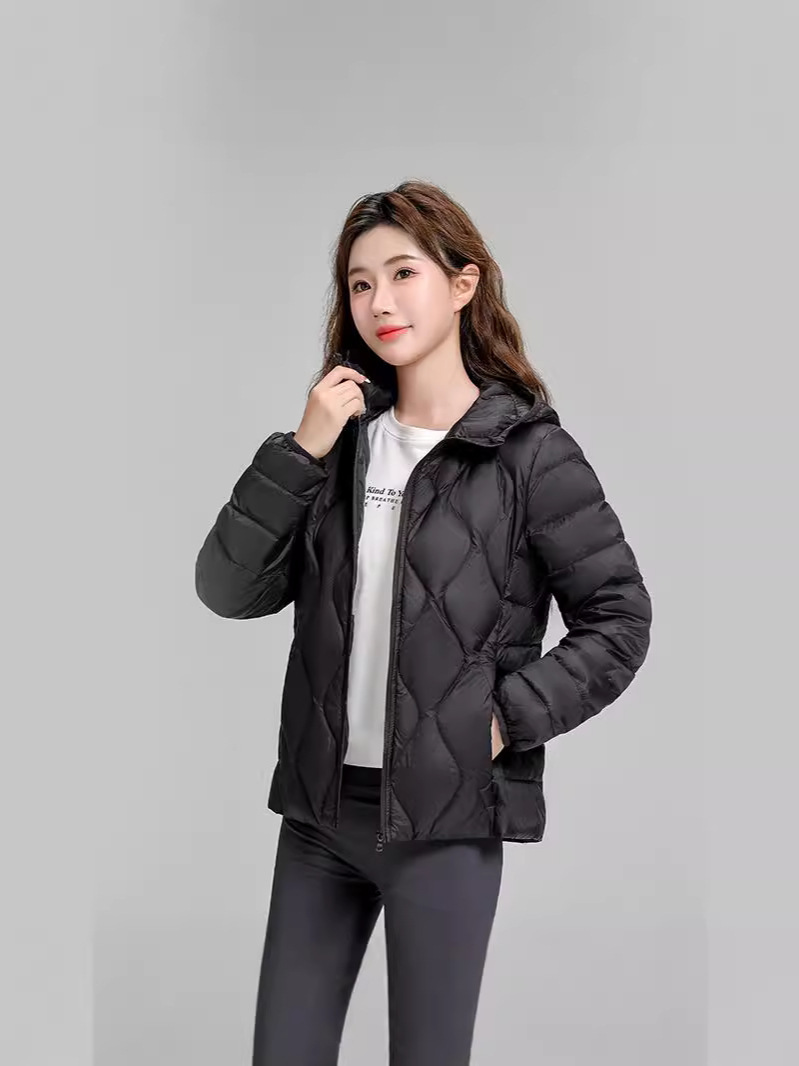 Chaqueta de plumón casual ligera de mujer moda polifacética blanca ligera caliente invierno y otoño abrigo delgado grande