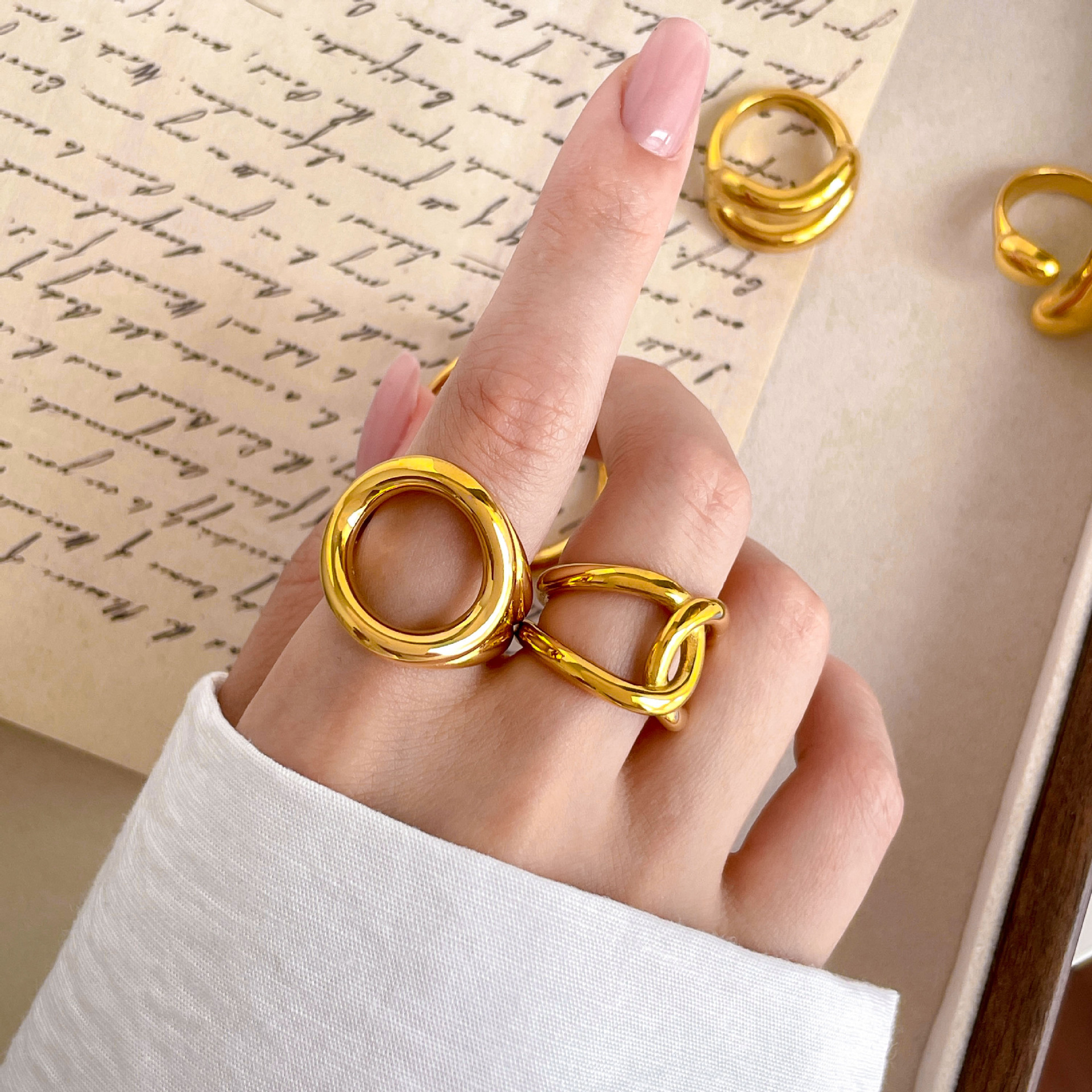 Joyería Al Por Mayor Estilo Simple Estilo Clásico Geométrico Acero Titanio Enchapado Anillos display picture 12