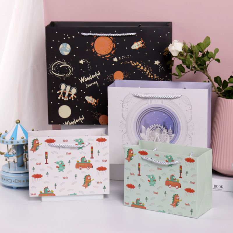 New cartoon gift bag handbag ins style gift bag paper bag jewelry packaging bag clothing shopping bag