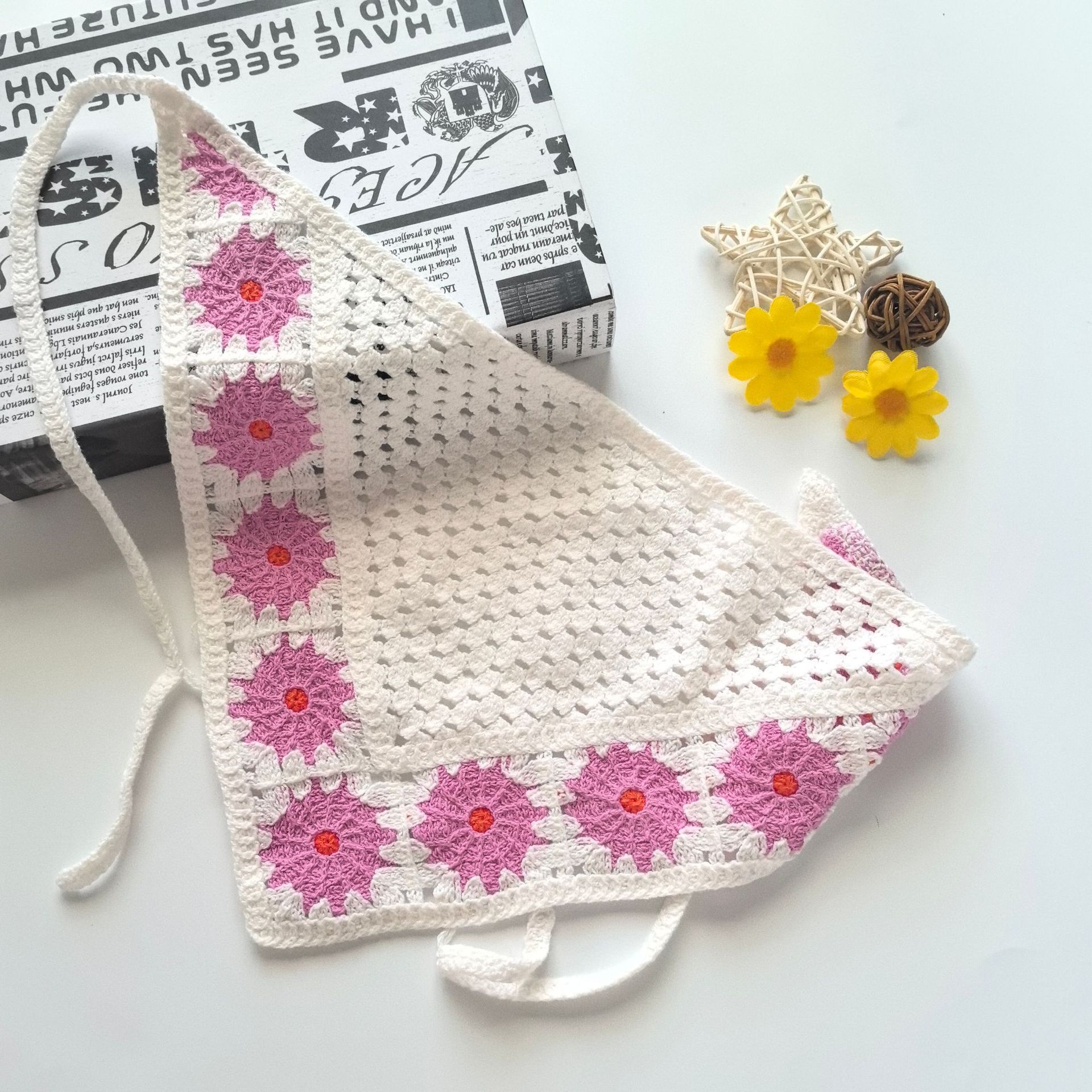 Francés vintage turbante mujer turbante triángulo de dopamina viaje dulce encantador gancho flores estilo de arte de punto de moda correa de pelo