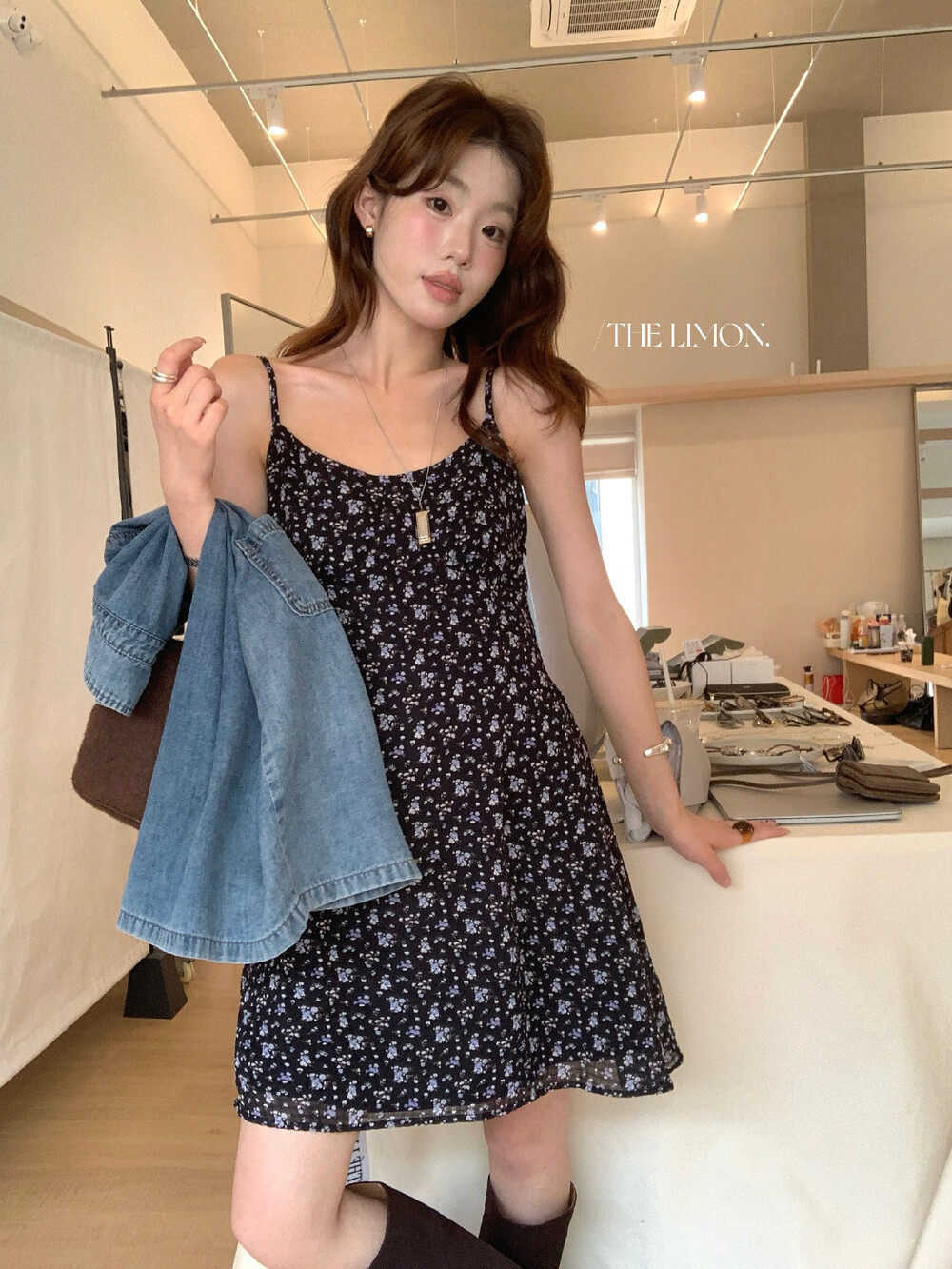 Đầm dây xòe nhẹ họa tiết hoa nhí cổ điển Pháp, eo thon, dáng ngắn mùa hè — màu đen chi tiết 27