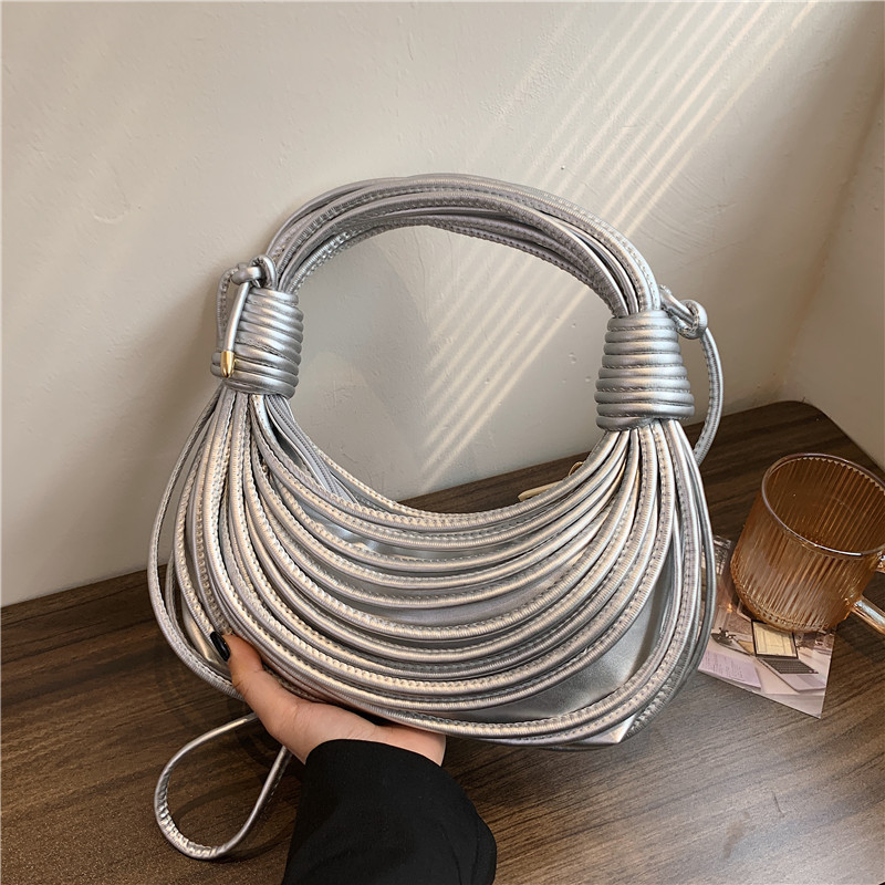Distinctive Creative Bag Women's Bag 2022 Summer New Fashion Line Bundle Woven Knot Women's Shoulder Crossbody Clambag