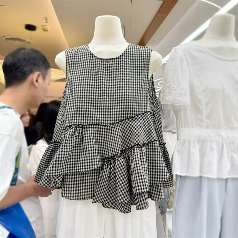 十三行2025夏季韩系风复古格子荷叶边娃娃款背心衬衣小个子上衣
