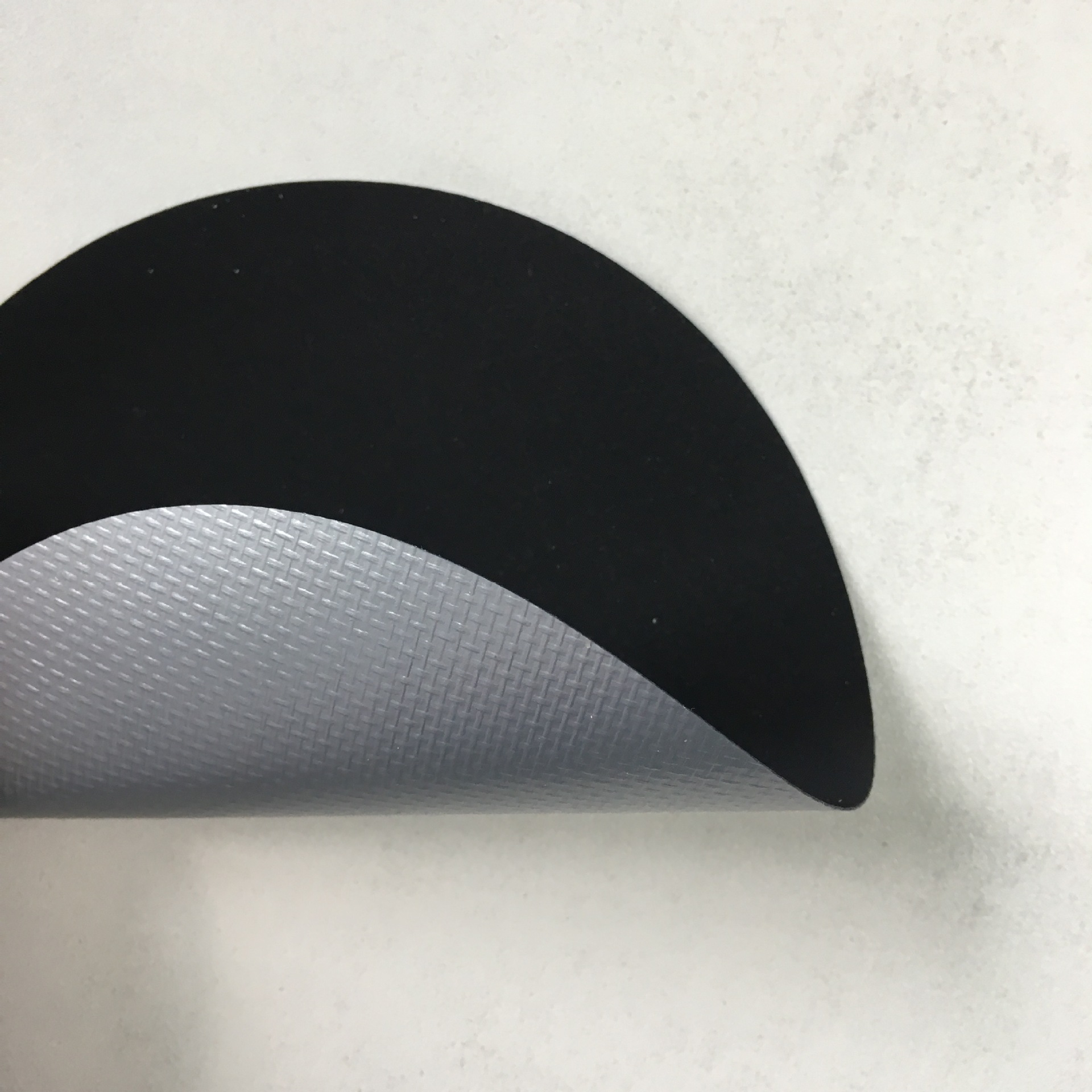 宁波科琦达供应NFPA阻燃汽车内饰用银色PVC夹网布