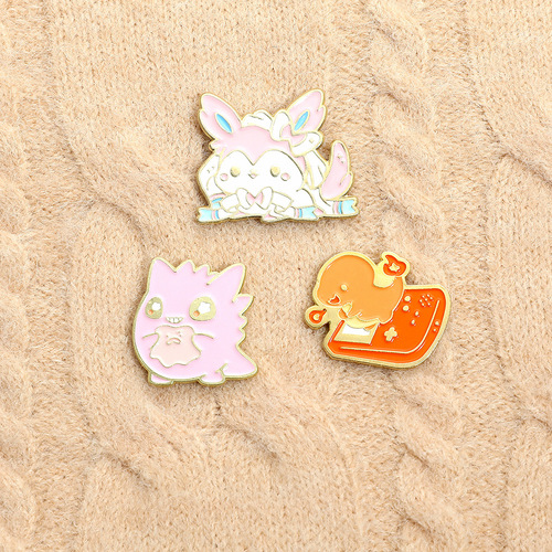 Japanese anime Pokemon ins trend Squirtle Pikachu brooch metal badge bag clothing accessories
