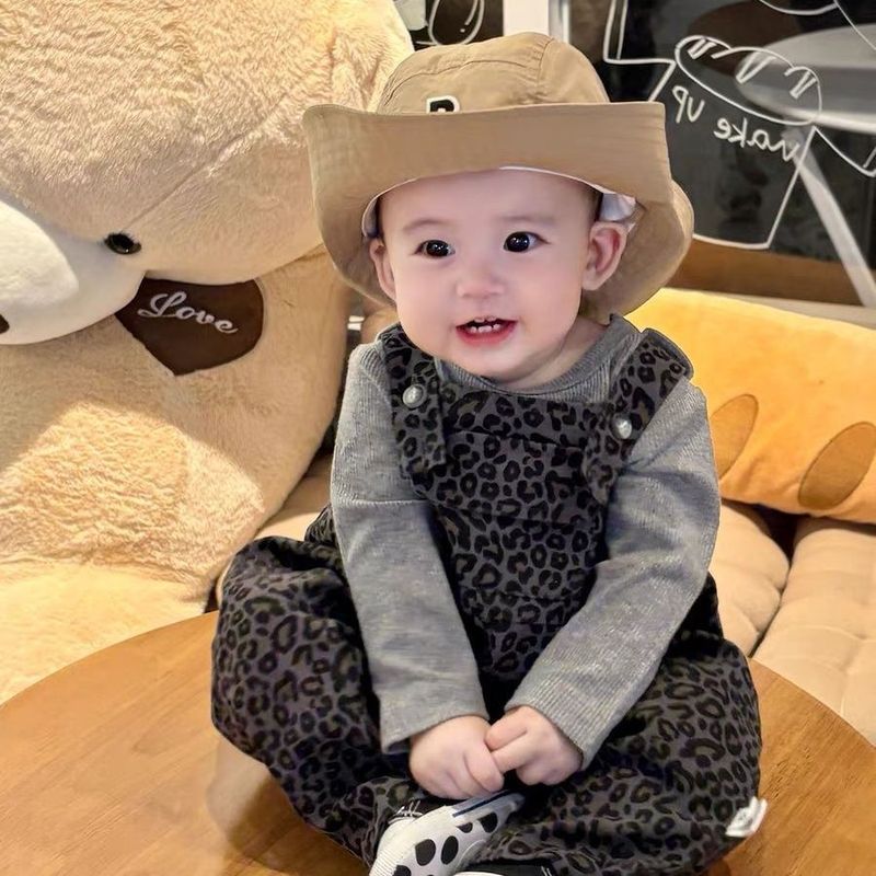 一岁男童宝宝洋气豹纹分体套装秋季款婴幼儿衣服上衣背带裤两件套|undefined