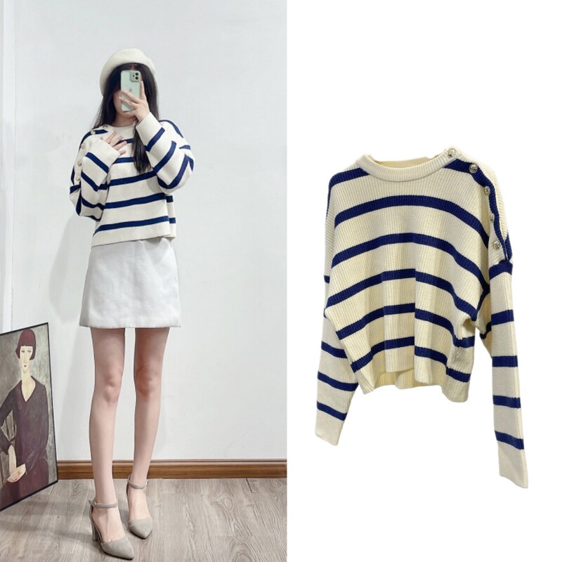 M Brand Women's Spring New French-Style Navy Striped Sweater with Diagonal Shoulder Buttons, Long Sleeves, and Round Neck Pullover Knitwear