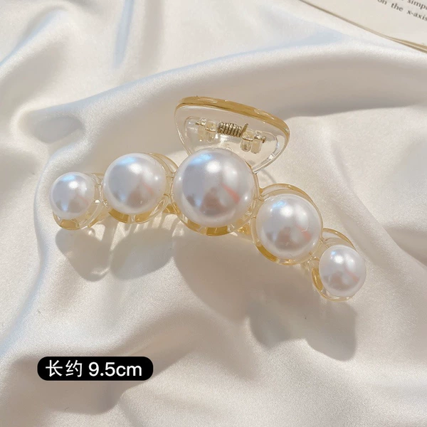 Big transparent hairgrip pearl