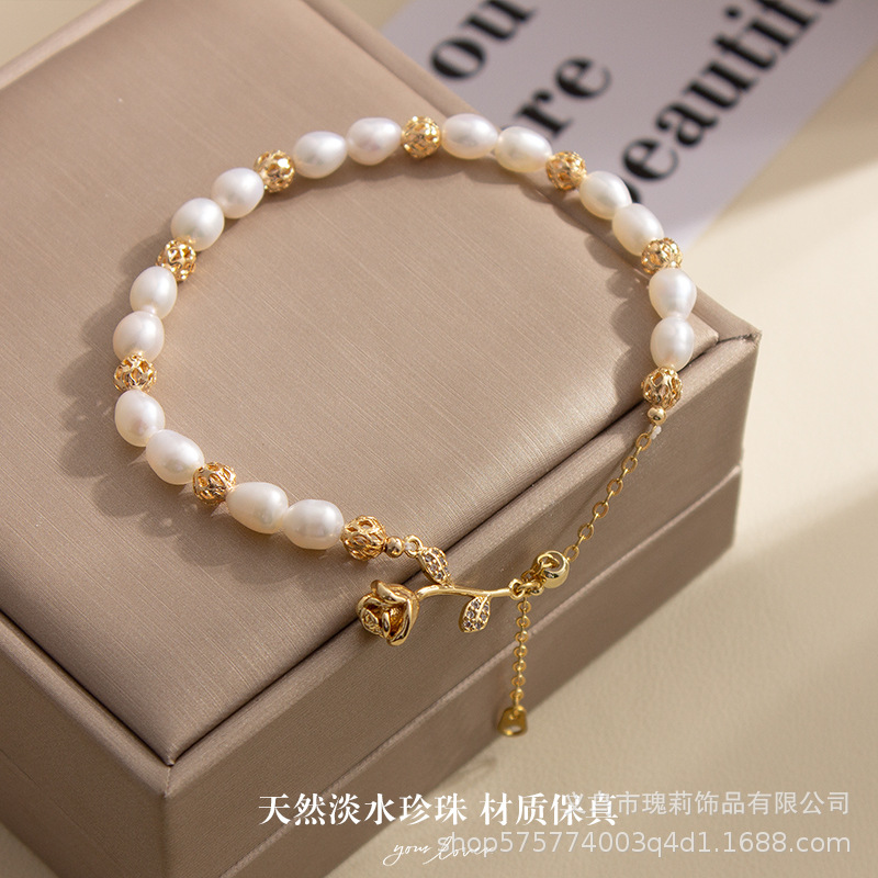 organic fashionable bracelet pearl