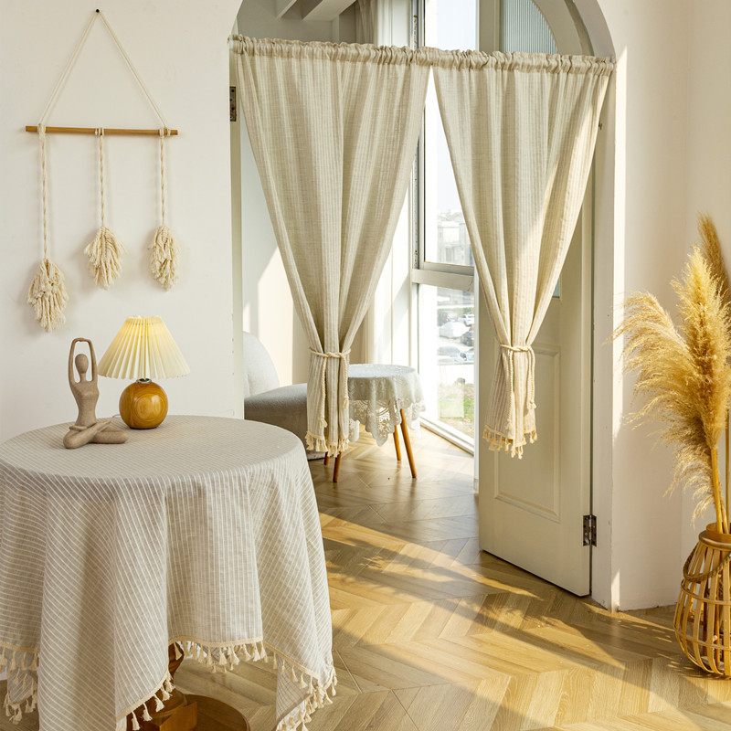 Cortina de puerta de algodón estilo coreano con borlas de fieltro_voghion.com