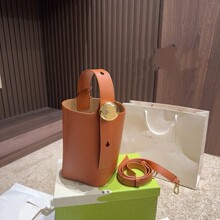 ������������ٰ�������lؔˮͰ��hoboͨ�����e�μ�б��˻@��Ů