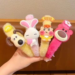 儿童发箍可爱卡通草莓熊玉桂狗发饰女孩发捆压发毛绒头箍宝宝发捆