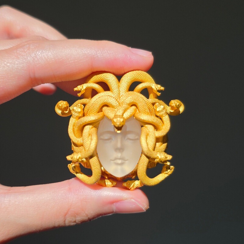 Ancient Greek Medusa Ring, the Beauty of the Snake-Haired Goddess, Stylish and Exotic Light Luxury Ring for Male and Female Couples