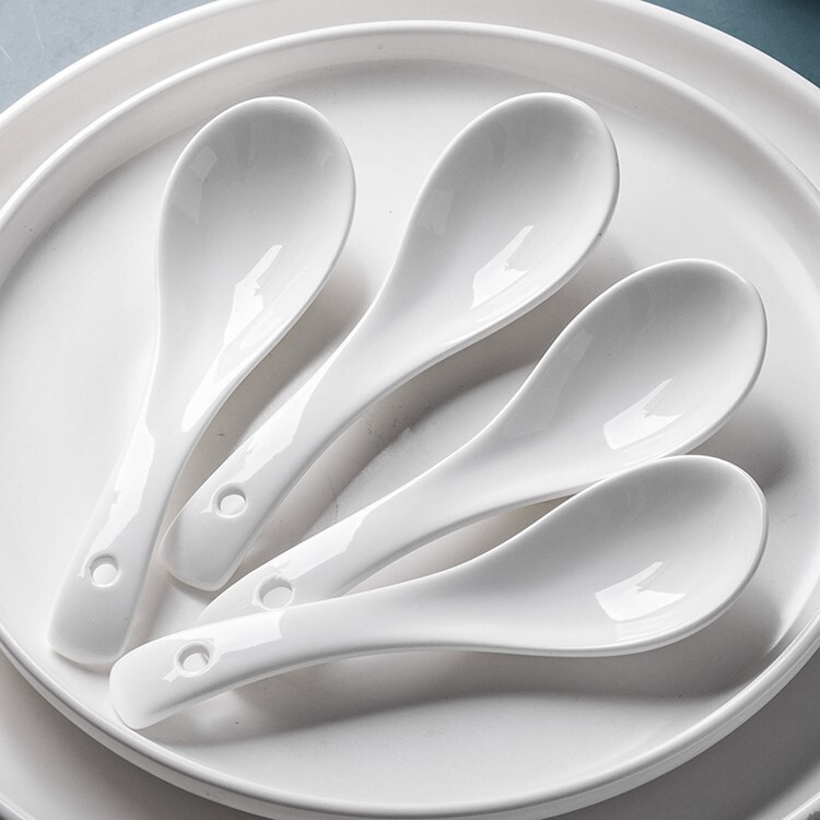 Ceramic Small Spoon Pure White Three-Bend 0140 Spoon Hotel Restaurant Food Stall Bone China Spoon Factory Direct Sale Ceramic Small Spoon Pure White Three-Bend 0140 Spoon Hotel Restaurant Food Stall Bone China Spoon Factory Direct Sale