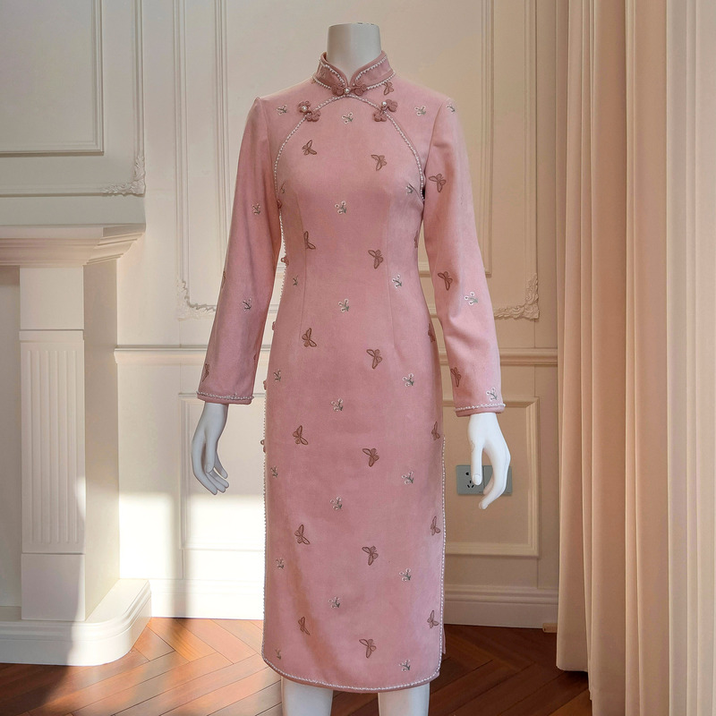 Autumn and winter banquet dress national style retro improved young long cheongsam Bride Wedding Toast dress 68336