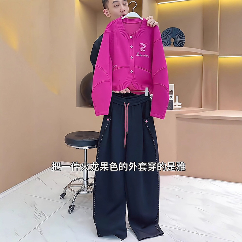 European and American Casual Sports Suit 2025 New Spring & Fall Fashionable Design Cardigan Top Two-Piece Women's Suit European and American Casual Sports Suit 2025 New Spring & Fall Fashionable Design Cardigan Top Two-Piece Women's Suit