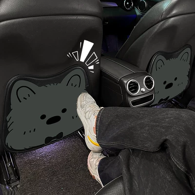 West Highland car seat back anti-kick pad, universal for rear seats, cute cartoon design, anti-dirt and wear-resistant car protective pad