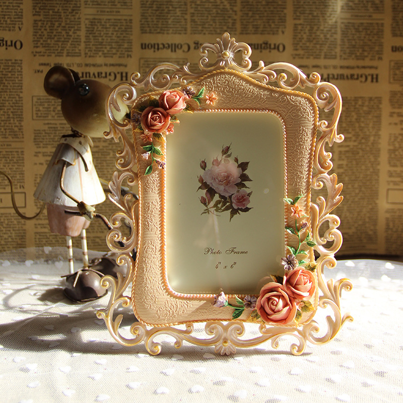 European-Style Picture Frame Photo Studio Frame Display Stand Light Luxury Wedding Photo 6inch Handmade Decorative Ornament Two-Seater Sofa Photo Frame