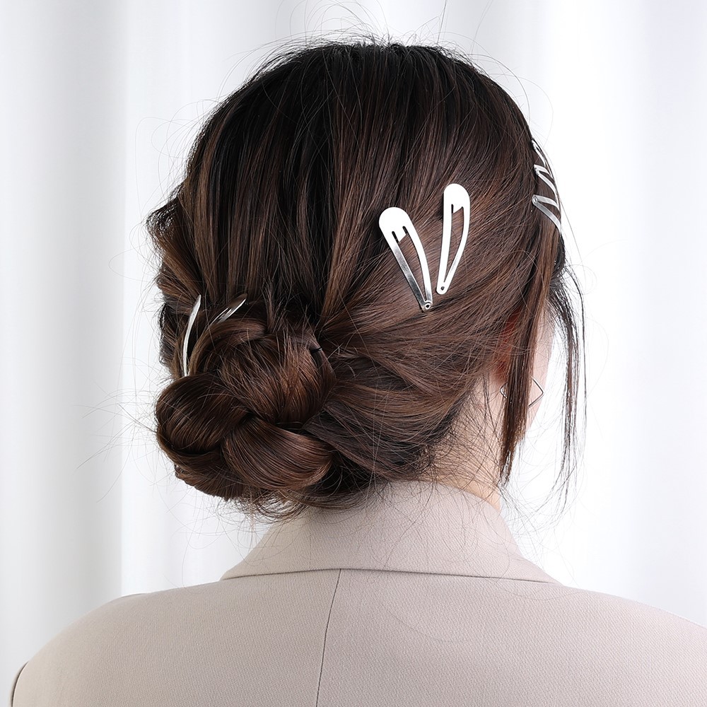 1 Pack Quantity Holiday, Daily Occasion Women's Simple Style Solid Color Metal Plating Hair Clip