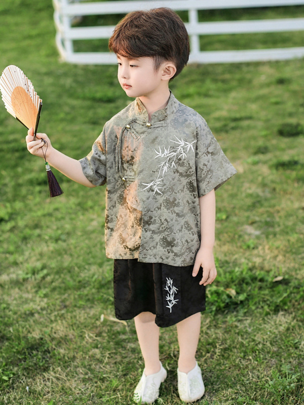 男の子の夏の漢服子供の古代スタイルの唐スーツ薄い 2025 新しい新しい中国風半袖ベビーパフォーマンススーツ|undefined
