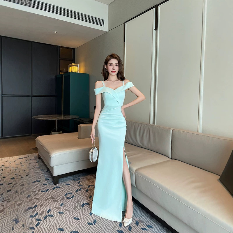 Sexy one-shoulder dress, KTV sauna technician uniform, foot massage therapist outfit, slit evening gown, bodycon skirt, wholesale Sexy one-shoulder dress, KTV sauna technician uniform, foot massage therapist outfit, slit evening gown, bodycon skirt, wholesale
