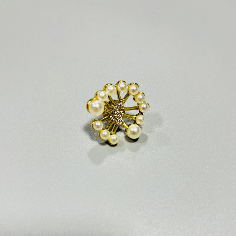 金属别针4596265.jpg