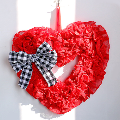 Love in Hong Kong 2024 cross-border new product front door decoration fabric Valentine's Day wreath heart wall hanging holiday arrangement