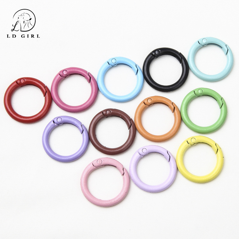 25mm Painted Spring Buckle Keychain DIY Accessories Spring Ring Book Ring Connecting Clip Ring Graduation Season Small Gift 25mm Painted Spring Buckle Keychain DIY Accessories Spring Ring Book Ring Connecting Clip Ring Graduation Season Small Gift