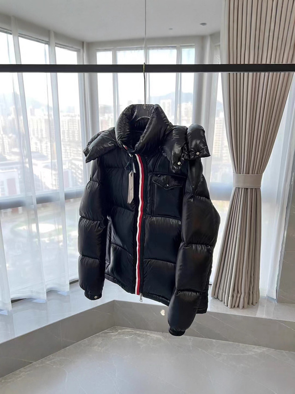 Montbeliard M家冬季纯色连帽外套蒙口羽绒服三色织带男款|undefined