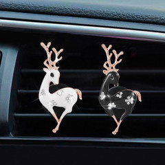 Christmas Deer Car Air Freshener Clip Cute Creative Car Air Vent Scented Ornament Cartoon Animal Car Interior Decor