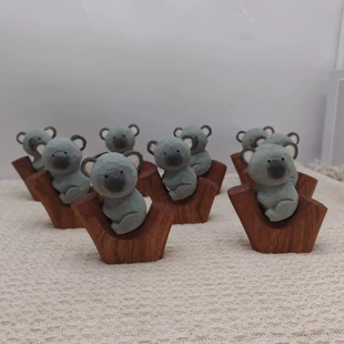 Деревянная фигурка коалы на дереве разборная ручная резьба