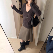 新款百搭显瘦三醋酸羊毛混纺裙身斜裁垂顺设计A字鱼尾半裙女5521