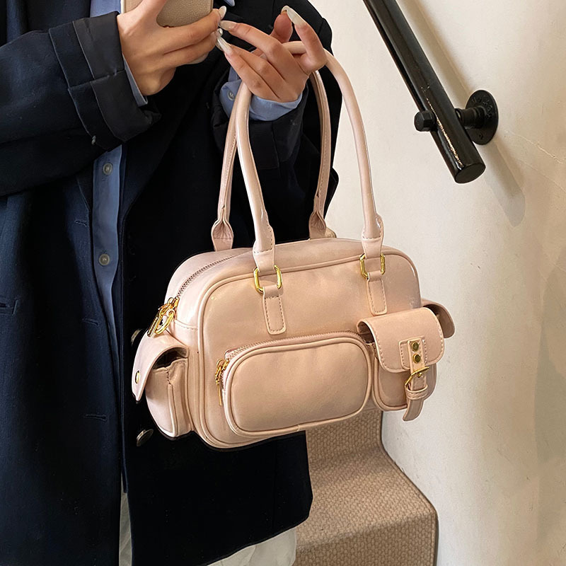 High-Appearance Fashion French-Style Women's Bag for Commuting, 2026 New Model Handbag, Vintage Large-Capacity Bowling Shoulder Bag