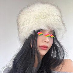 冬の保温帽子の子供は毛皮のキツネの毛の雷の前線の帽子の厚いドームの帽子のモンゴルの帽子のロシアの風雪の帽子をまねます。
