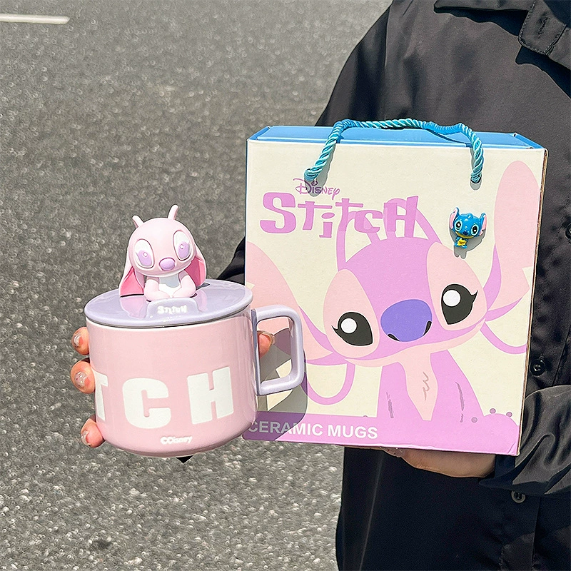 Керамическая кружка (Stitch) 450 мл с крышкой и подарочной коробкой, милая пара кофе