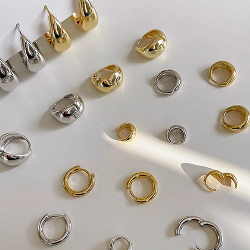 Minimalist personal indifference style earrings with a sense of elegance, niche design, unique versatile temperament retro earrings