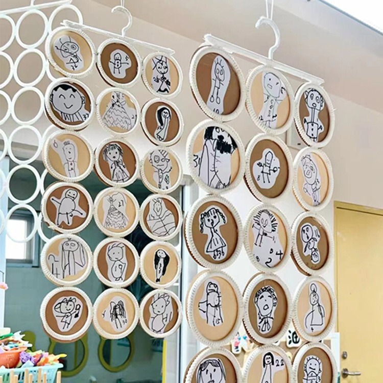幼稚園美工区装飾ペンダント材料展示棚手作りdiy作品展示区コーナーエリア配置|undefined