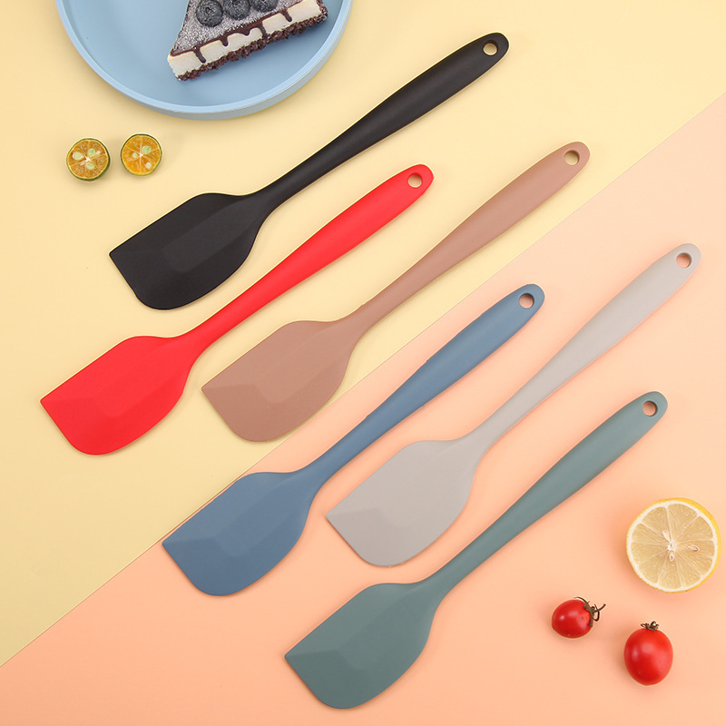 Integrated High Temperature Resistant Food Grade Silicone Scraper Large Household Baking Cream Mixer Flour Scraper Integrated High Temperature Resistant Food Grade Silicone Scraper Large Household Baking Cream Mixer Flour Scraper