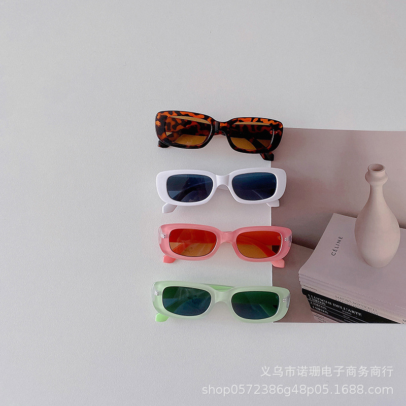 Children's sunglasses retro square Hong...