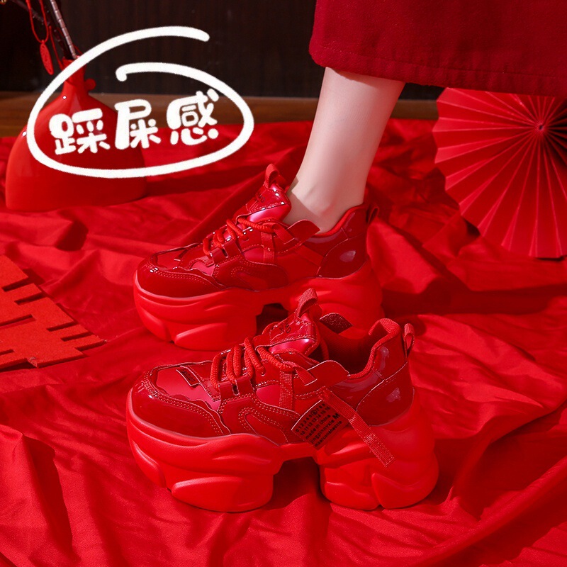 Women's Shoes Paired with Traditional Chinese Wedding Attire, Autumn and Winter Style Dad Shoes, Thick-Soled Height-Increasing Casual Sports Shoes for Petite Individuals, Red Bridal Shoes