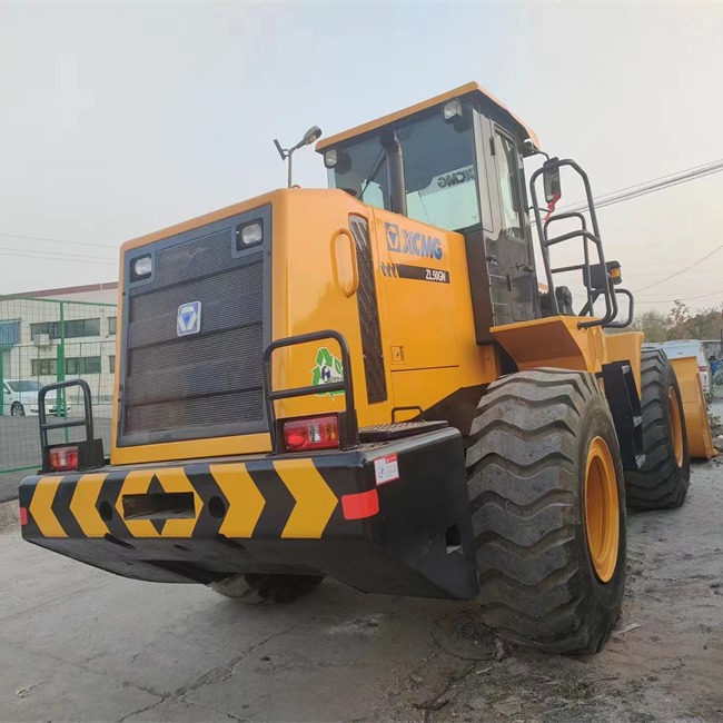 Prueba de puesta en marcha de la cargadora XCMG 50GN de segunda mano de alta eficiencia en buenas condiciones de exportación de Ecuador