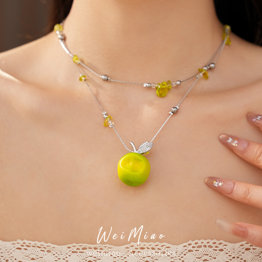 Collar de manzana de resina de zircón de doble cuentas lujoso nicho de alto nivel sensación de cadena clavícula fresca y dulce conjunto de joyería